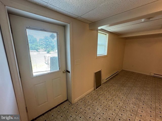 2143 SHERI LN, Mount Joy, PA 17552