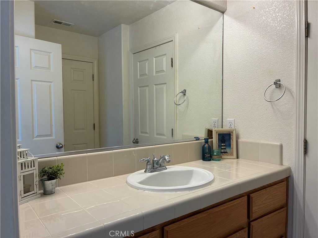 Image 15 of property listing at 4208 Berryesa, Merced, CA 95348
