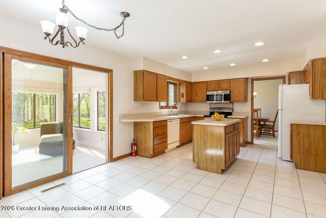 3574 E Hiawatha Drive, Okemos, MI 48864