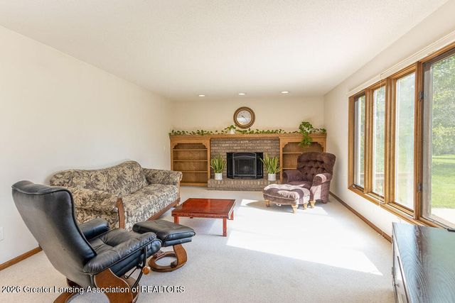 3574 E Hiawatha Drive, Okemos, MI 48864