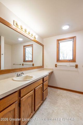 3574 E Hiawatha Drive, Okemos, MI 48864