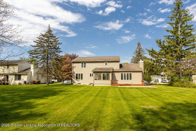 3574 E Hiawatha Drive, Okemos, MI 48864