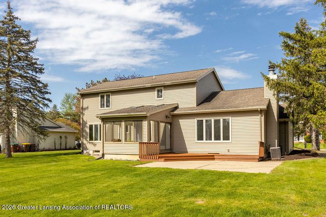 3574 E Hiawatha Drive, Okemos, MI 48864