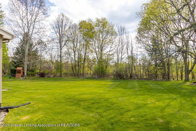 3574 E Hiawatha Drive, Okemos, MI 48864