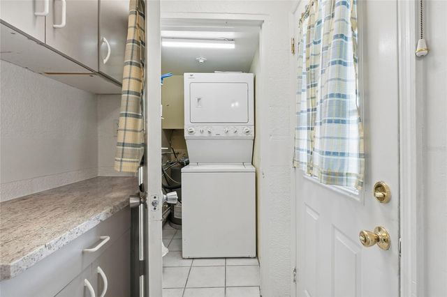 719 FONDA COURT, Lakeland, FL 33803