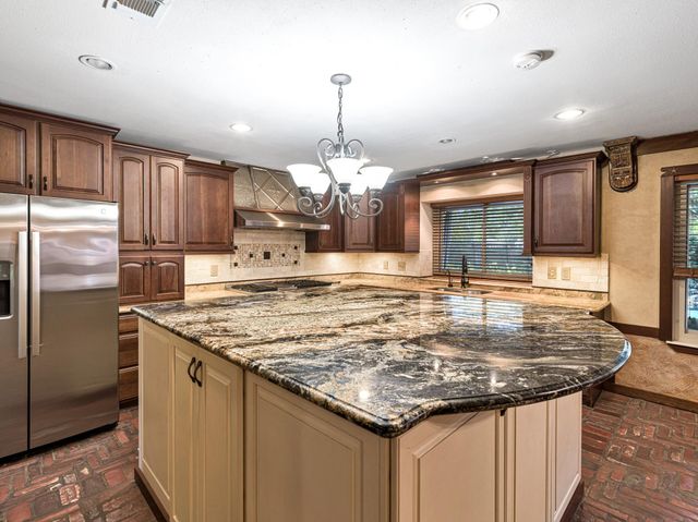 2634 Woodwick Drive, Sugar Land, TX 77479