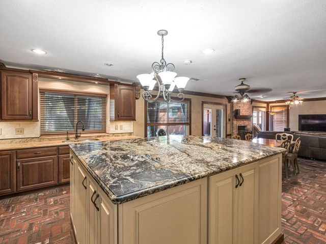 2634 Woodwick Drive, Sugar Land, TX 77479