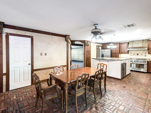 2634 Woodwick Drive, Sugar Land, TX 77479