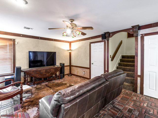 2634 Woodwick Drive, Sugar Land, TX 77479