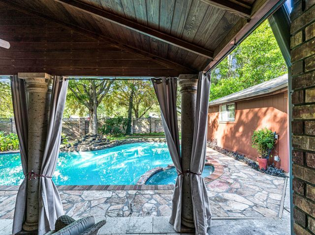 2634 Woodwick Drive, Sugar Land, TX 77479