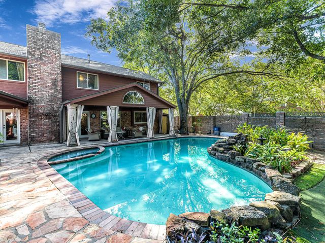 2634 Woodwick Drive, Sugar Land, TX 77479