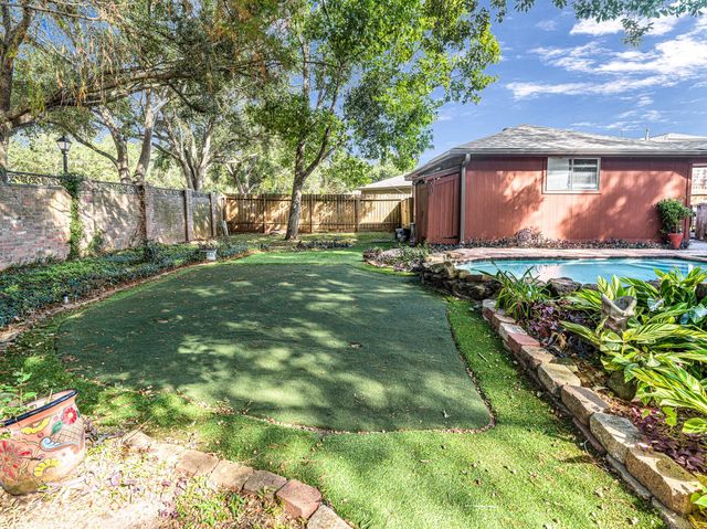 2634 Woodwick Drive, Sugar Land, TX 77479