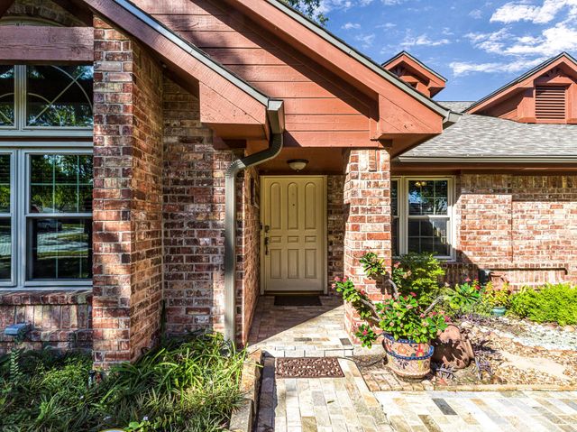 2634 Woodwick Drive, Sugar Land, TX 77479