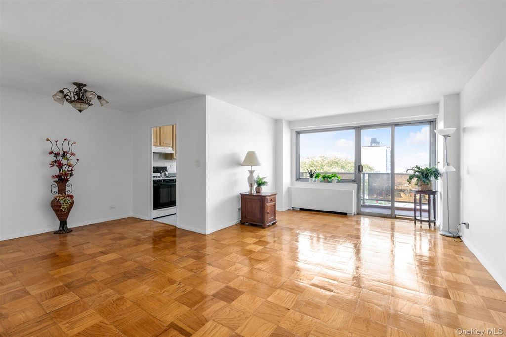 175-20 Wexford Terrace 4X, Jamaica Estates, NY 11432 — photo 4