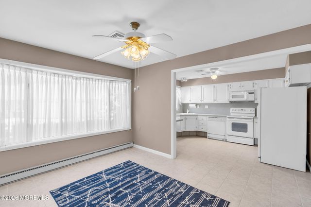 455B Portsmouth Drive, Lakewood, NJ 08701
