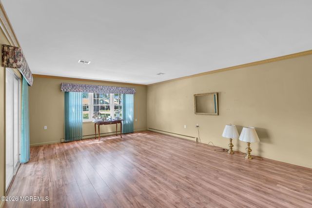 455B Portsmouth Drive, Lakewood, NJ 08701