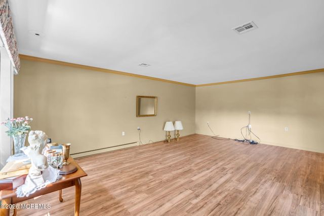 455B Portsmouth Drive, Lakewood, NJ 08701