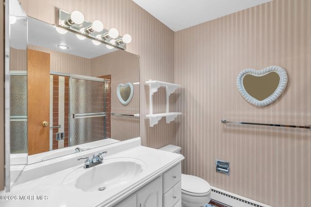 455B Portsmouth Drive, Lakewood, NJ 08701