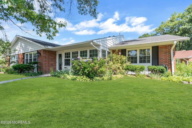 455B Portsmouth Drive, Lakewood, NJ 08701