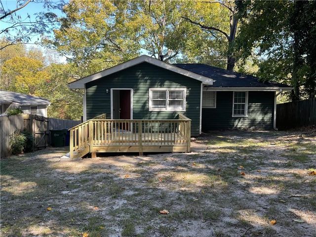 136 Victor Circle NW, Atlanta, GA 30314