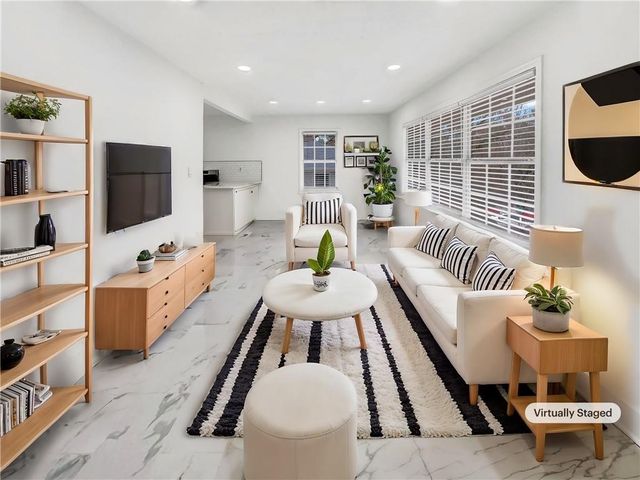 136 Victor Circle NW, Atlanta, GA 30314