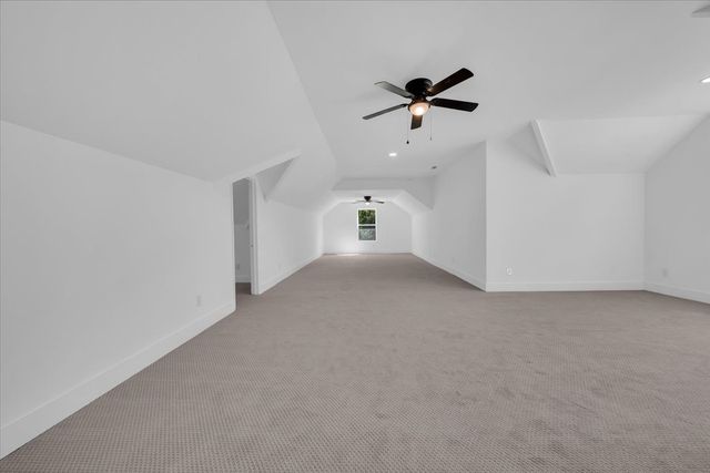 1736 Barker RD, Columbia, TN 38401