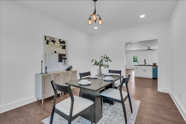1736 Barker RD, Columbia, TN 38401