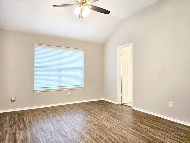 9215 Newkay Lane, Spring, TX 77379