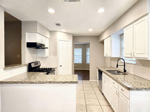 9215 Newkay Lane, Spring, TX 77379