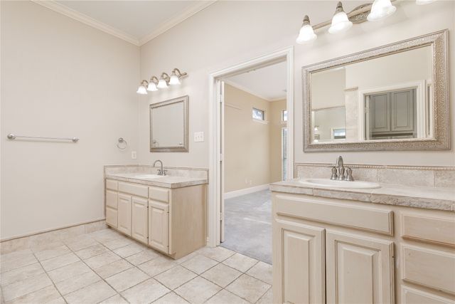 2811 Meadowside Drive, Mckinney, TX 75071