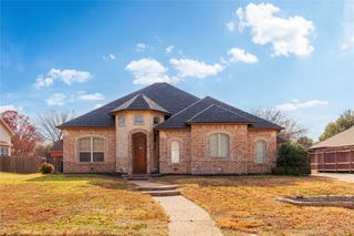 2811 Meadowside Drive, Mckinney, TX 75071