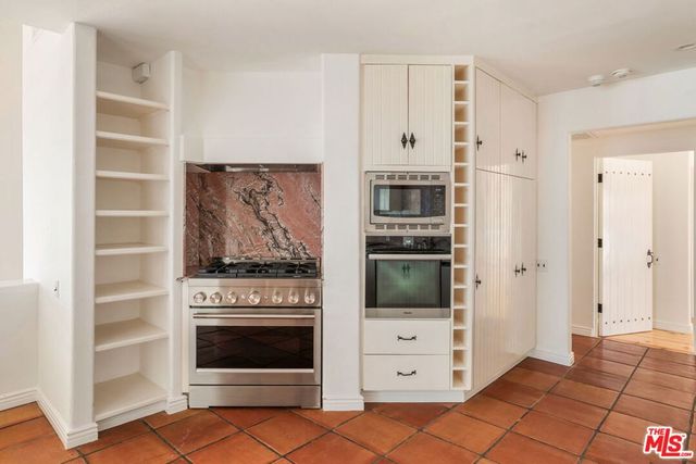 206 Bellino Drive, Los Angeles, CA 90272