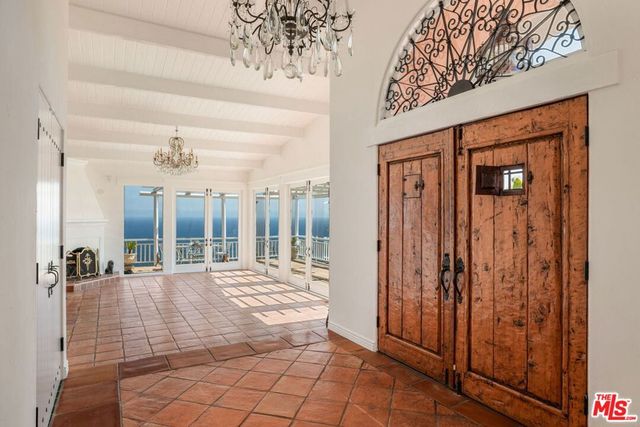 206 Bellino Drive, Los Angeles, CA 90272