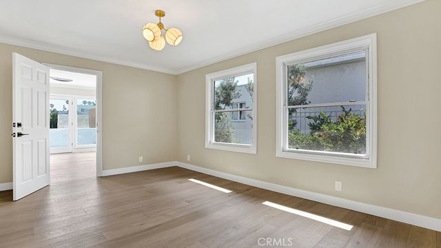 2747 E Ocean Boulevard, Long Beach, CA 90803