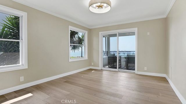 2747 E Ocean Boulevard, Long Beach, CA 90803