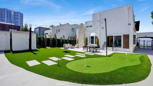2747 E Ocean Boulevard, Long Beach, CA 90803