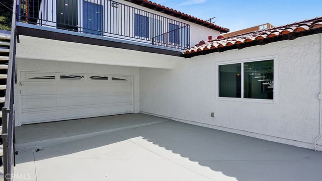 2747 E Ocean Boulevard, Long Beach, CA 90803