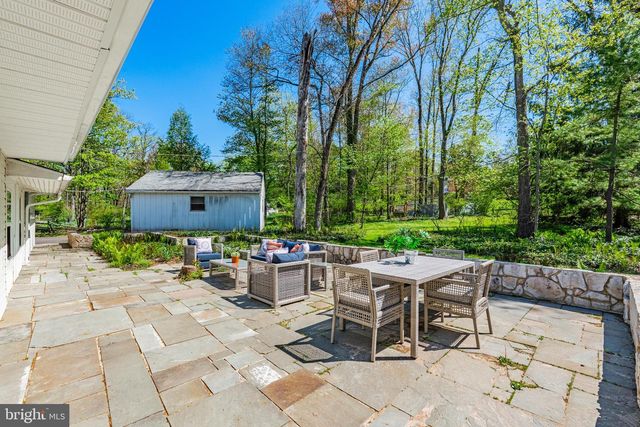 90 MORRIS RD, Ambler, PA 19002