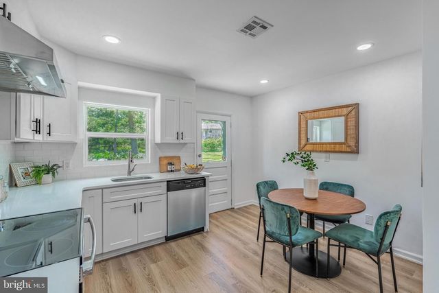 90 MORRIS RD, Ambler, PA 19002