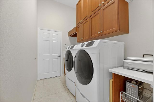 719 ISLEBAY DRIVE, Apollo Beach, FL 33572