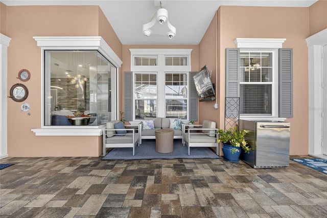 719 ISLEBAY DRIVE, Apollo Beach, FL 33572