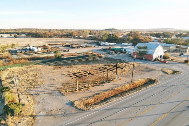 3805 Highway 180 E, Mineral Wells, TX 76067