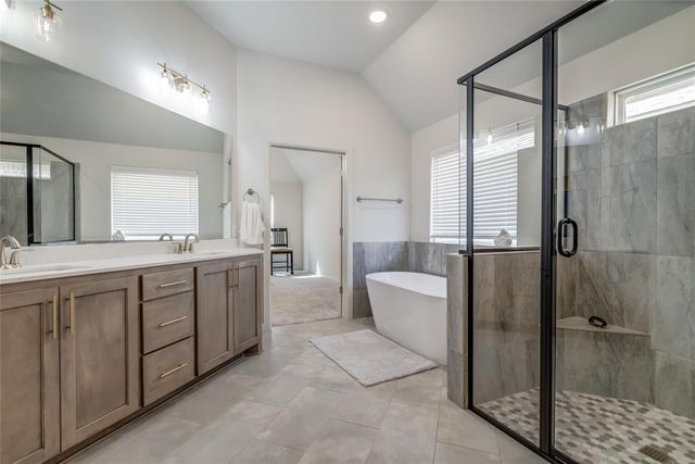 2509 Crystal Creek Drive, Yukon, OK 73099