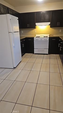 812 E 76th, Los Angeles, CA 90001