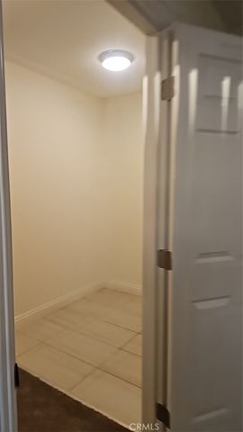 812 E 76th, Los Angeles, CA 90001