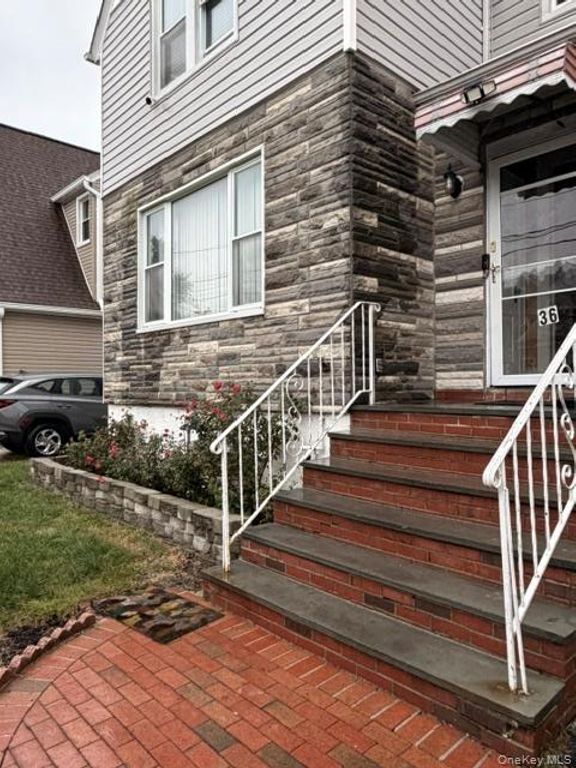36 Gordon Road, Valley Stream, NY 11581 — photo 5