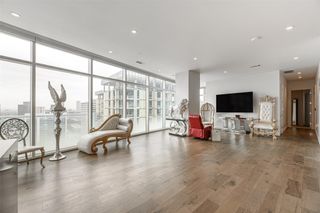 4521 San Felipe Street 2104, Houston, TX 77027