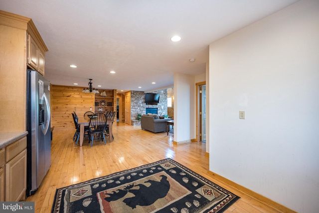 25 CEDAR SHORES DR, Mc Henry, MD 21541