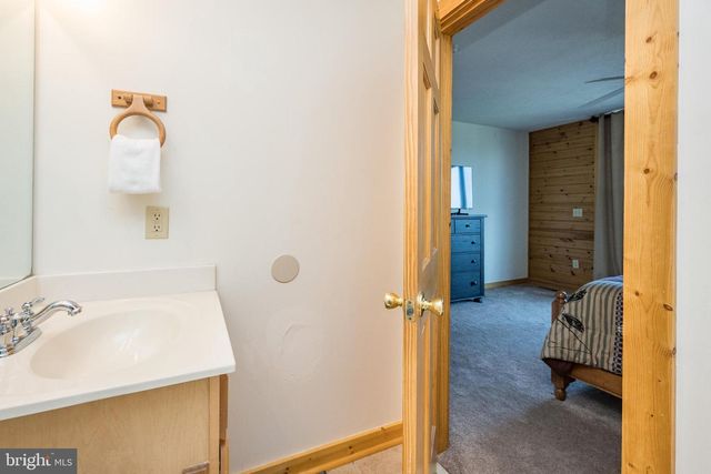 25 CEDAR SHORES DR, Mc Henry, MD 21541