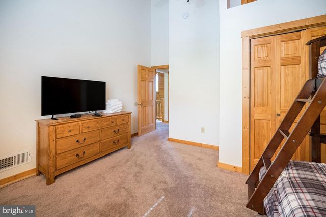 25 CEDAR SHORES DR, Mc Henry, MD 21541